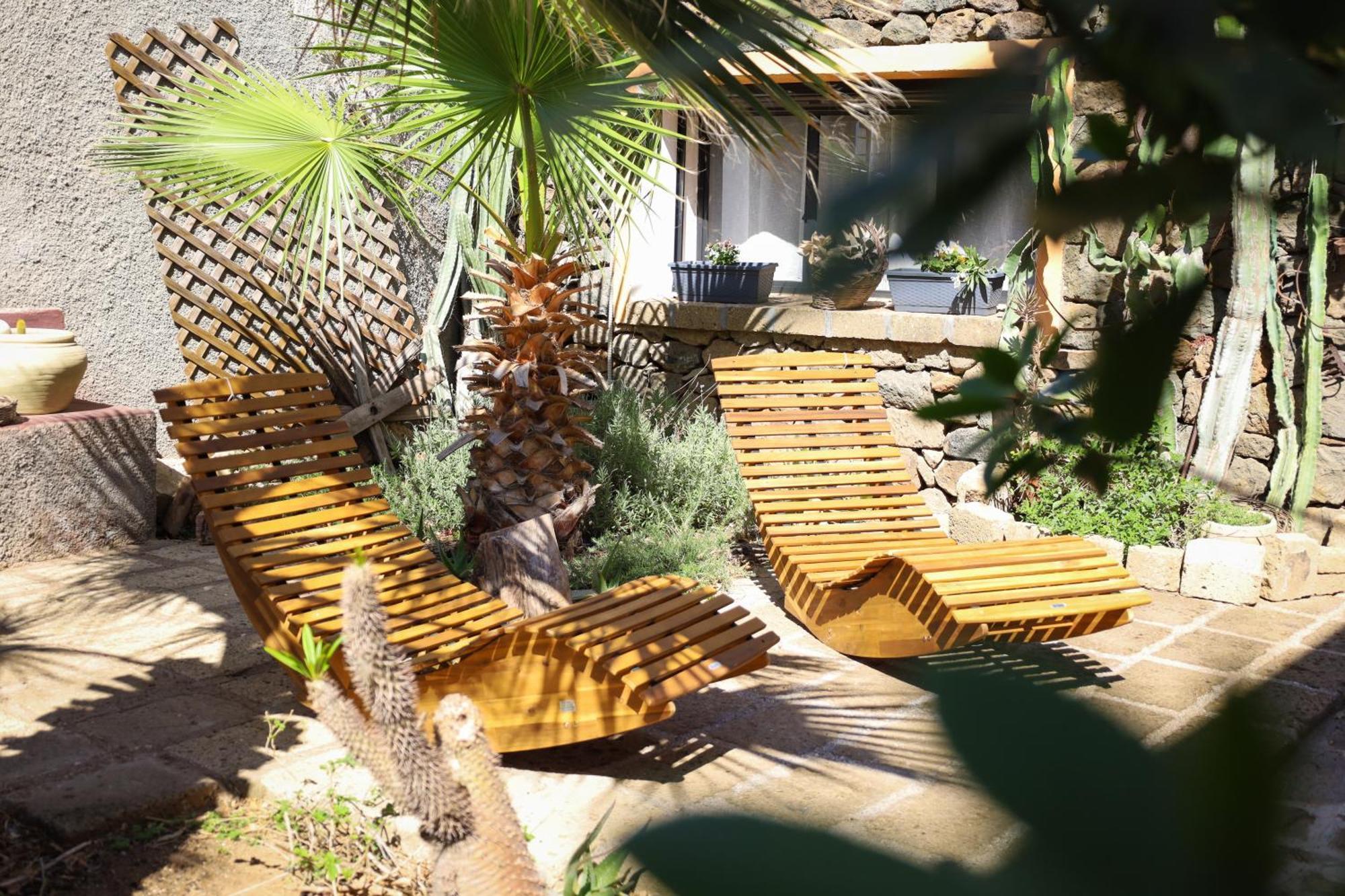 Cactus B&B Le Casette Di Marilena Pantelleria Exterior photo