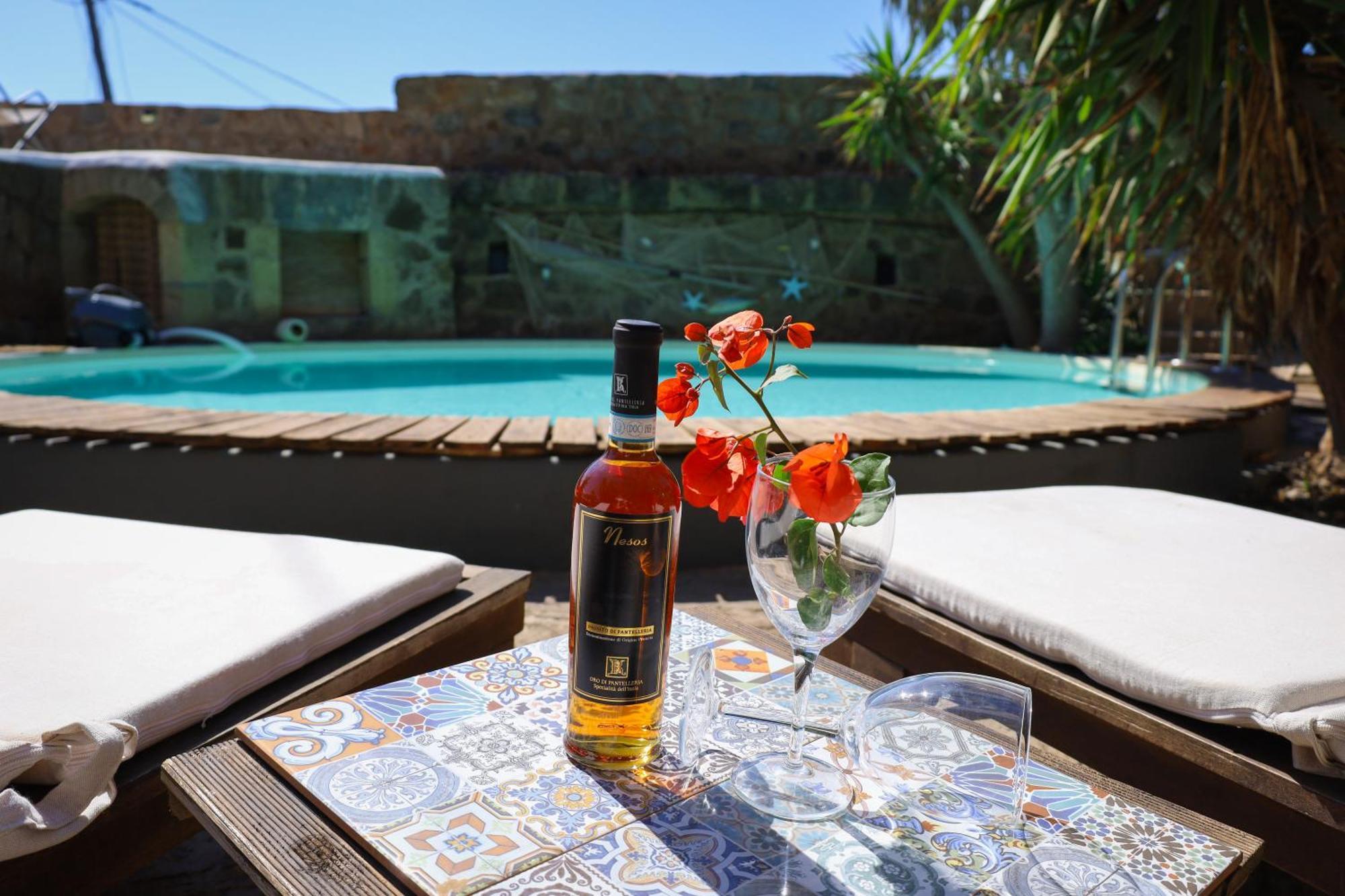 Cactus B&B Le Casette Di Marilena Pantelleria Exterior photo